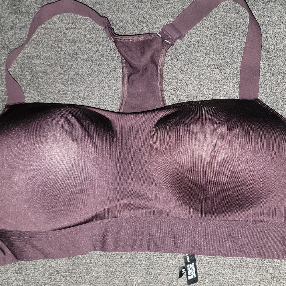 Victorias secret pink ultimate active bra